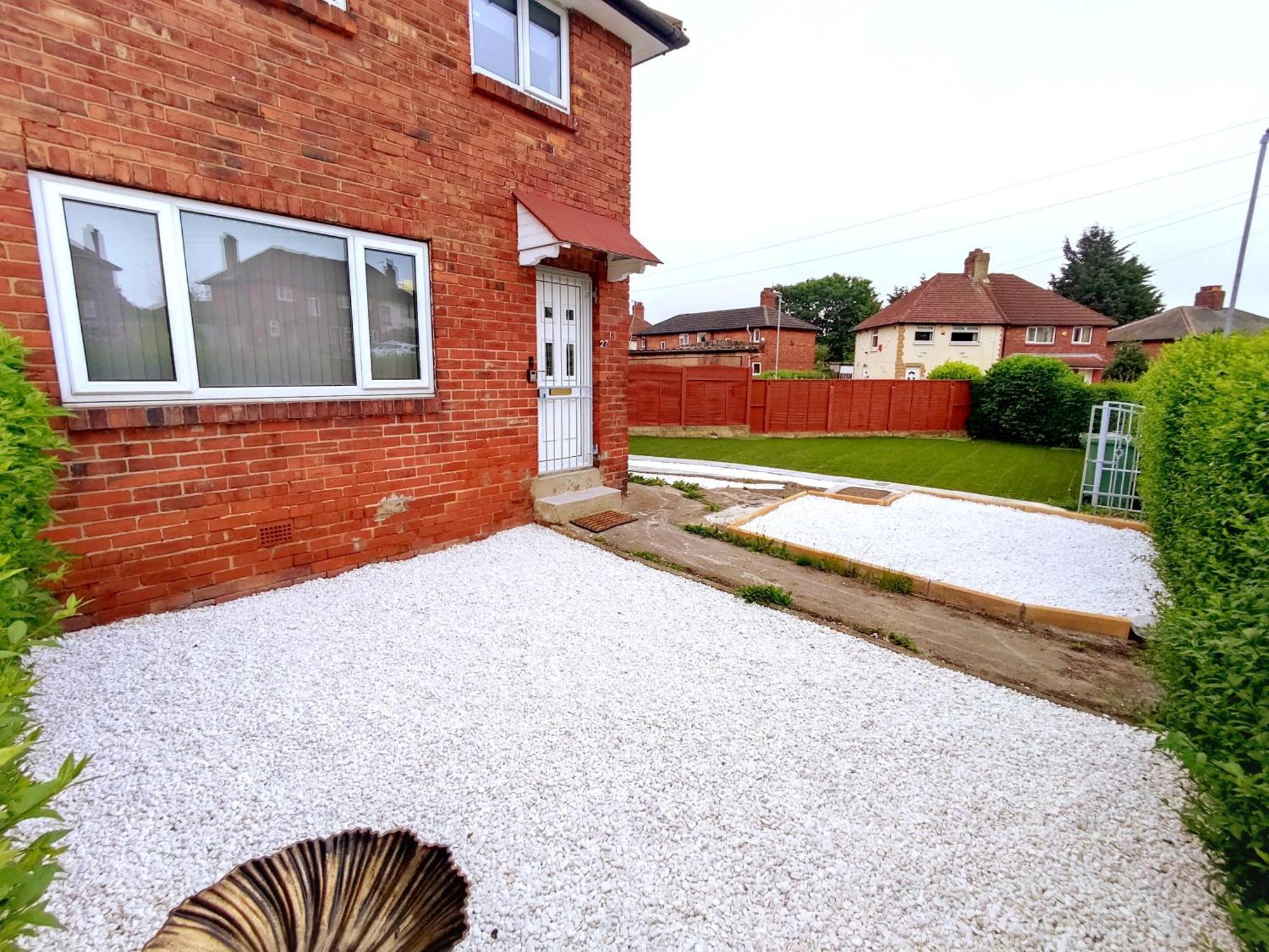 Comfortable 3 Bedrooms Leeds Beach House - Ideal For Family And Contractors - Free Parking For 2 Cars Bagian luar foto
